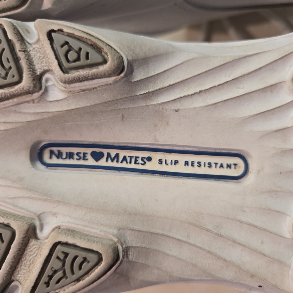 Nurse Mates Align Sneakers - Picture 5 of 12
